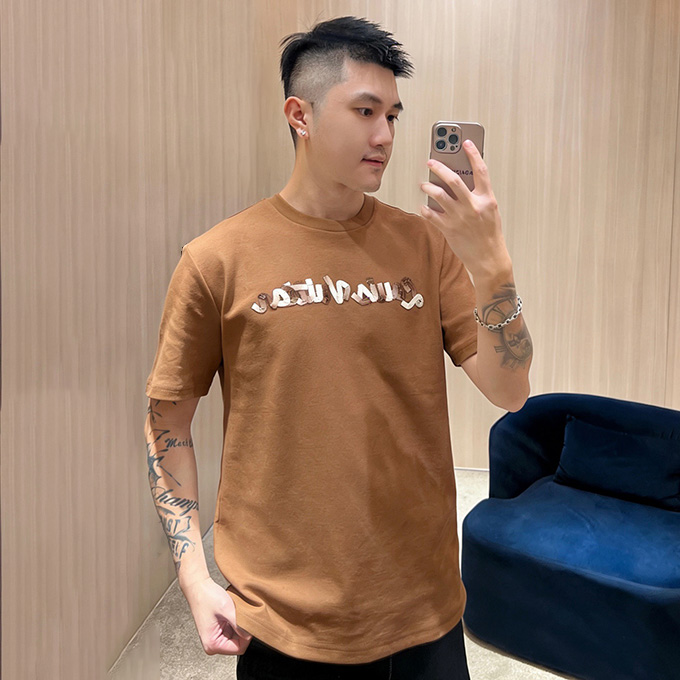 lv louis vuitton gradient logo t-shirt